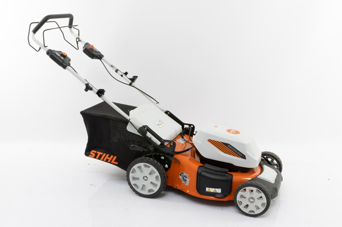 Stihl RMA 353V (with AP300S battery and AP301 charger) - Lawn mowers ...