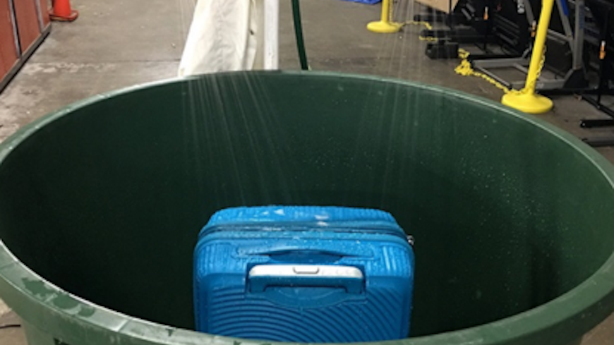 Medium image 416x276