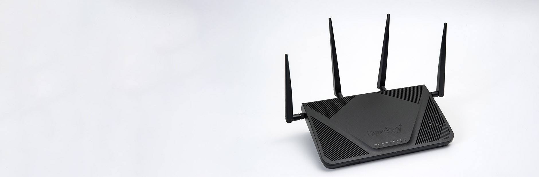 17may first look synology router hero