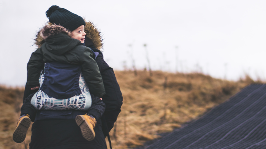 Ergonomic soft structured carrier