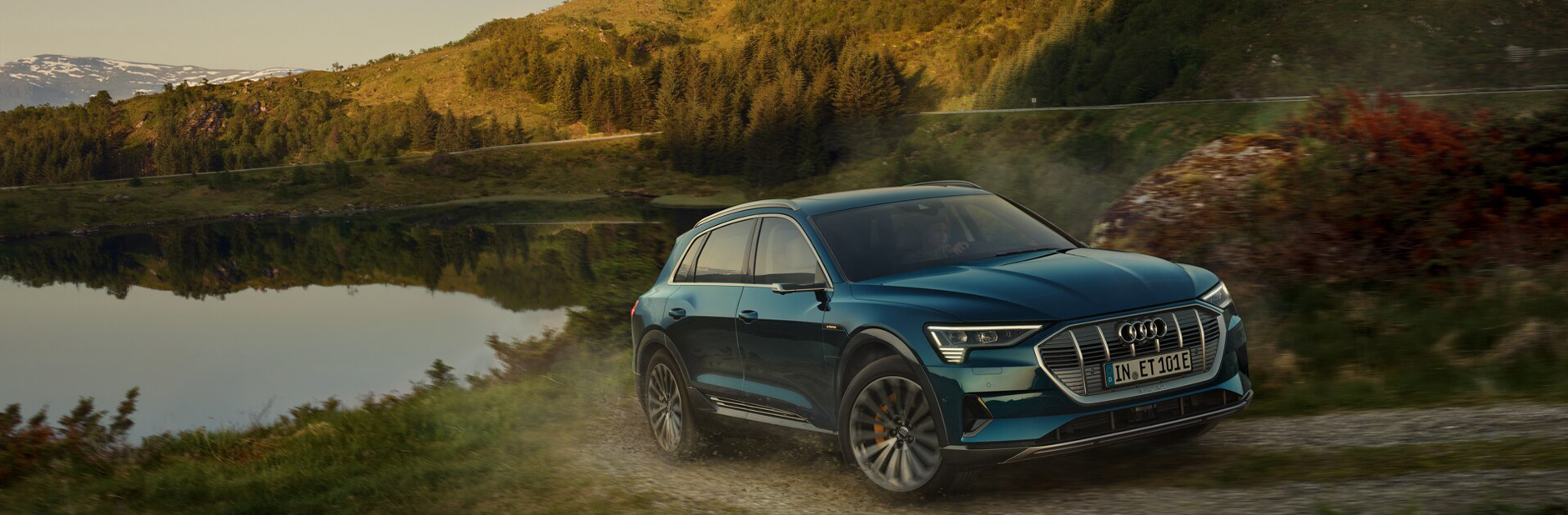 19dec audi e tron 55 advanced quattro hero