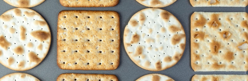 17jan crackers newhero