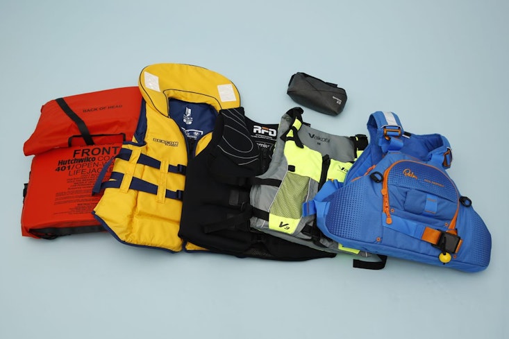 Lifejacket types width