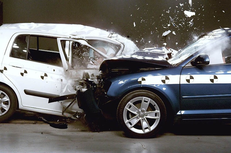 20oct safe car crash med