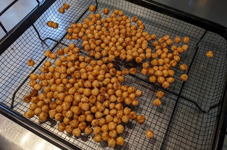 Air fryer baskets chickpeas width
