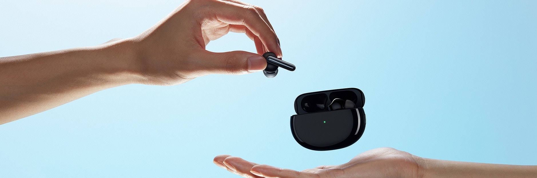 Oppo Enco X earbuds.