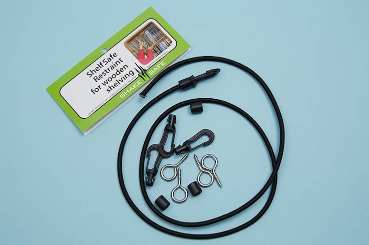 Shake safe shelfsafe