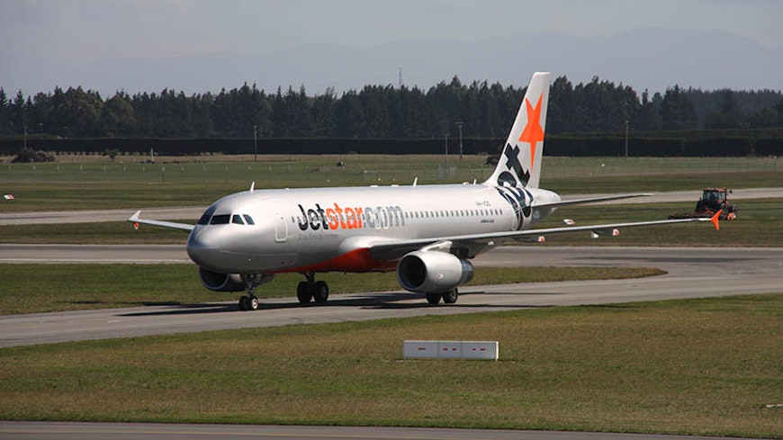 Jetstar complaint width