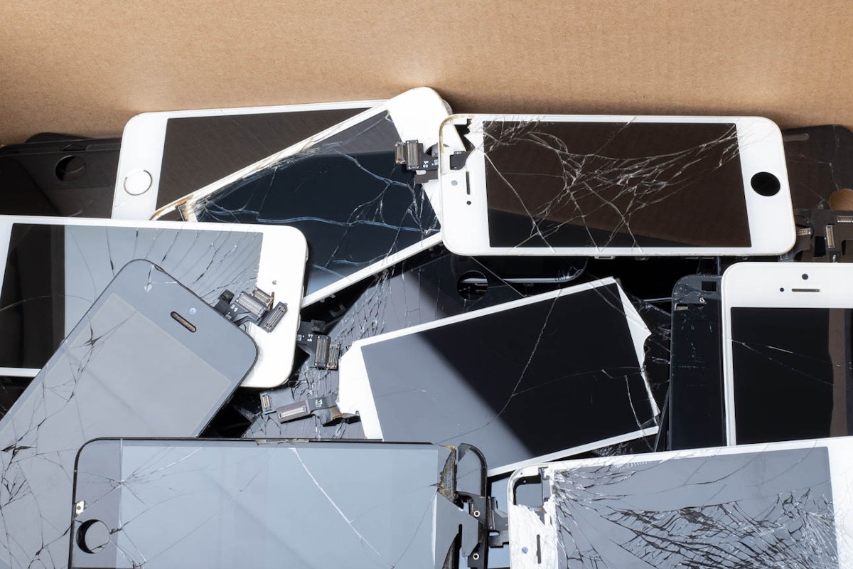 Phone Defects Faulty mobile phones: Why we need easy and cost-effective re