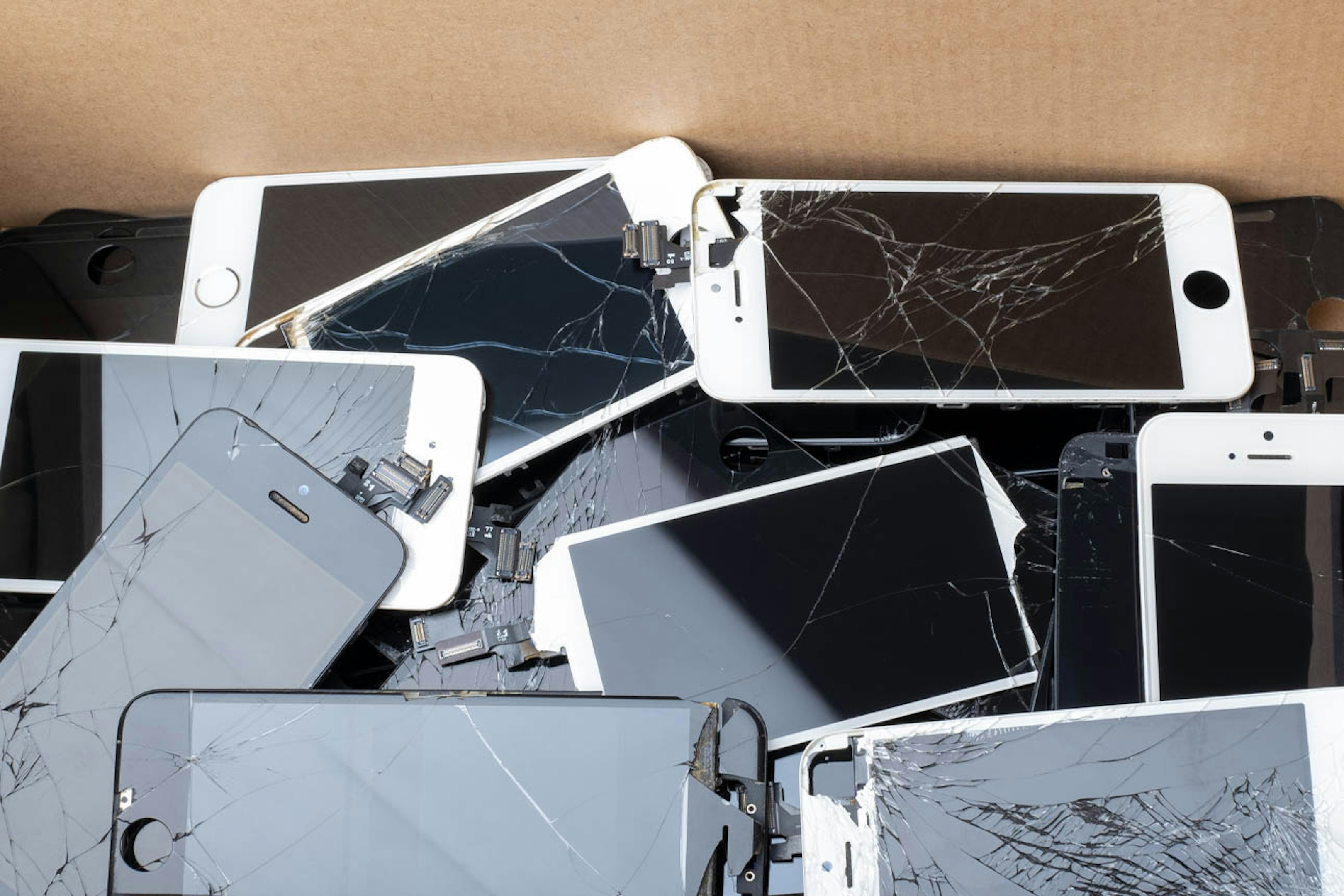 Faulty mobile phones: Why we need easy and cost-effective re