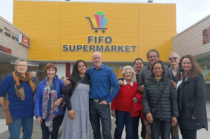 Fifo supermarket width