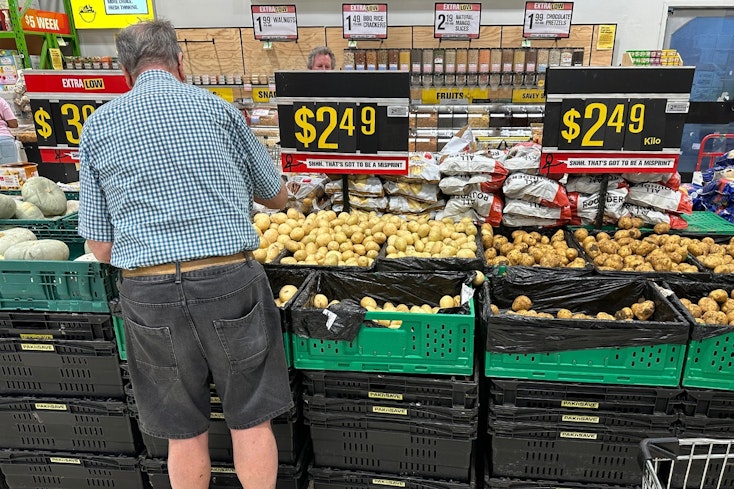 Shopping with people  1  width