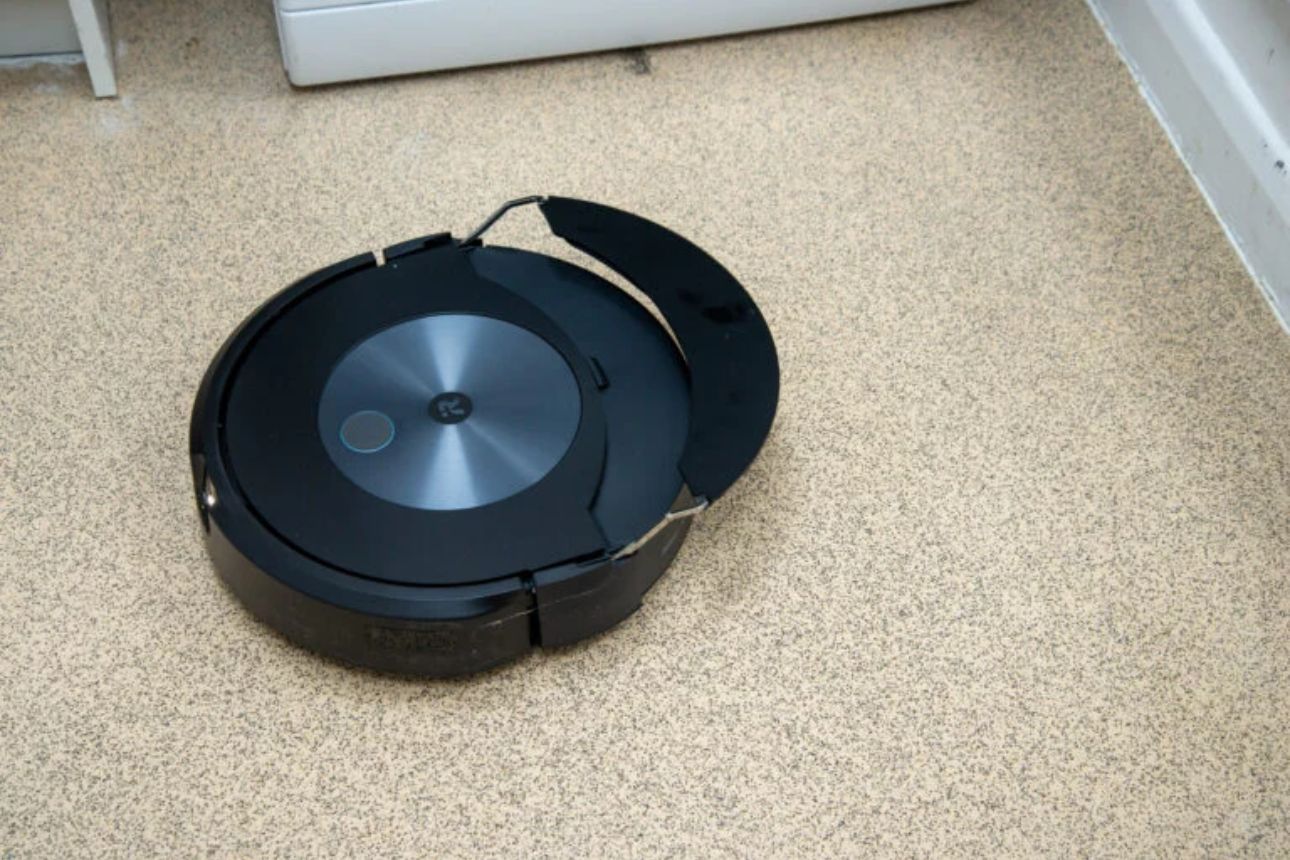 Image of iRobot Roomba Combo j7+ robot vacuum cleaner