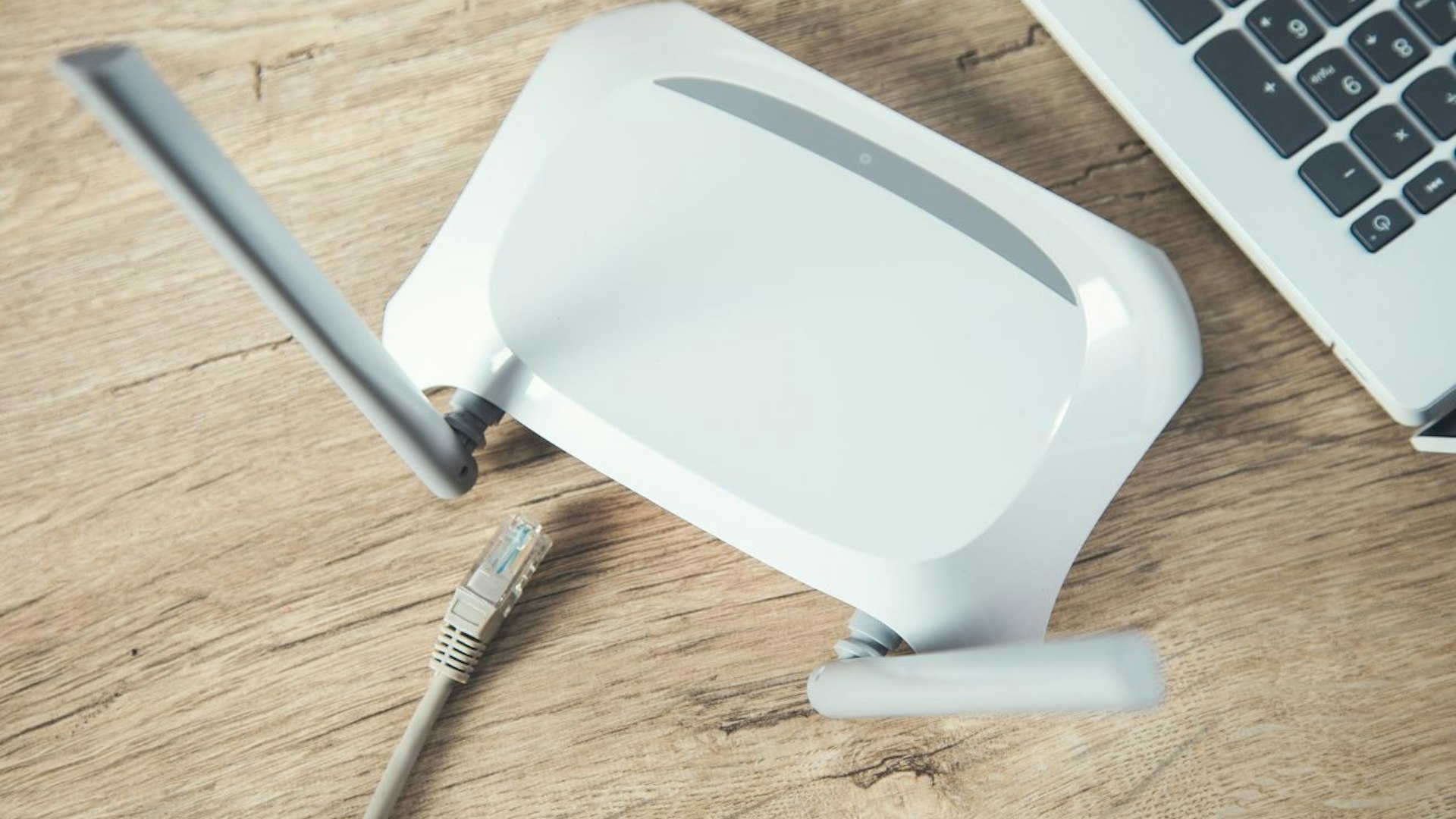 Web Page Router WiFi routers: Use one from your telco, or buy your own?