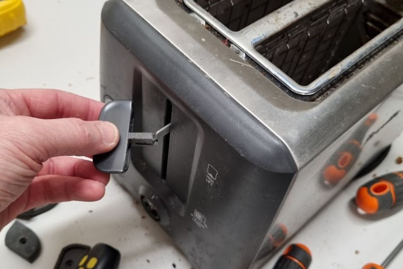 Repairing a broken toaster