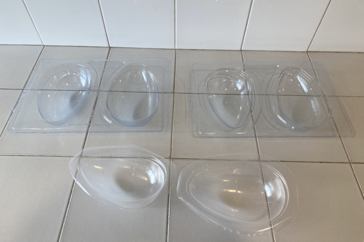 Image of an Easter egg mold