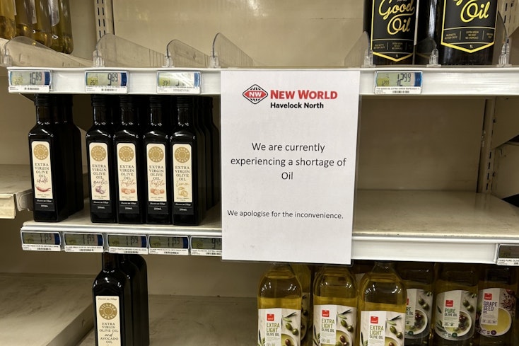 Image of olive oil shortage