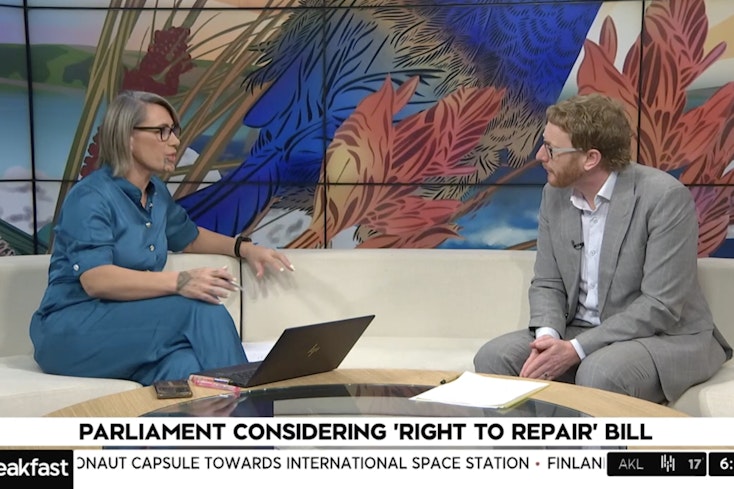 Image of the news on TV