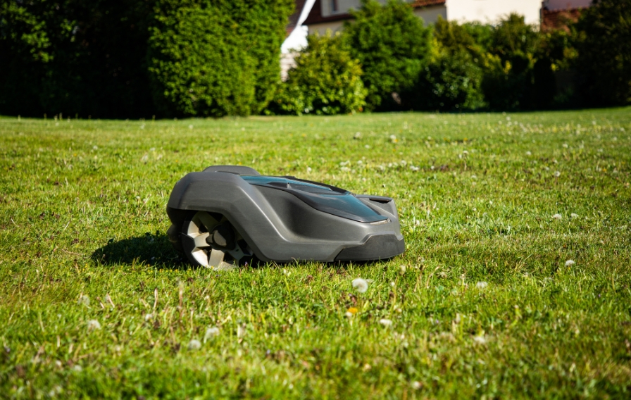 Robot lawn mower  2
